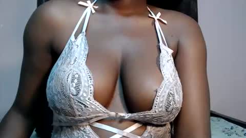 mimiebony online show from July 14, 2026, 10:21 am