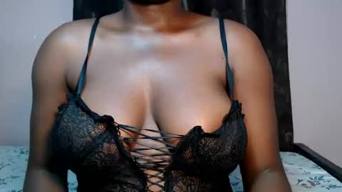 mimiebony online show from July 28, 2026, 7:59 am