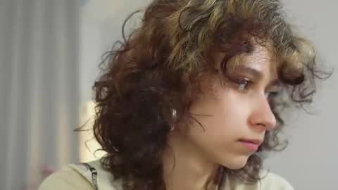 Snapshot of mimilicks chatting on October 13, 2025, 7:30 am IRIS online show from October 13, 2025, 7:30 am