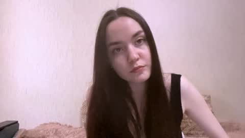 mimipurr online show from March 18, 2026, 12:41 pm