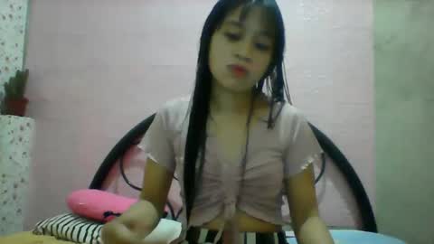 Snapshot of mimiyolove chatting on January 26, 2025, 2:35 am mimiyolove online show from January 26, 2025, 2:35 am