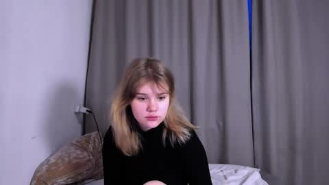 Snapshot of mina27372 chatting on January 17, 2025, 1:36 am hi Im Mina online show from January 17, 2025, 1:36 am