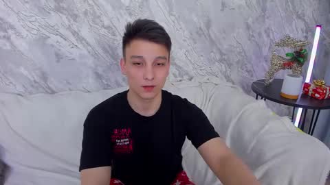 Snapshot of minato_kono chatting on January 14, 2025, 6:17 pm minato_kono online show from January 14, 2025, 6:17 pm