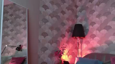 Frances  Next streams Thu Fri Sat 8am -  4pm GMT3 online show from May 5, 2026, 5:37 am