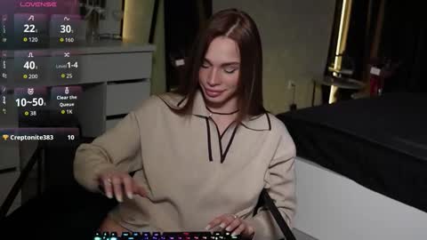 Snapshot of mindlure chatting on February 16, 2026, 10:50 pm Emily online show from February 16, 2026, 10:50 pm