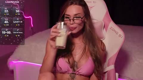 Emily online show from July 8, 2026, 3:16 pm