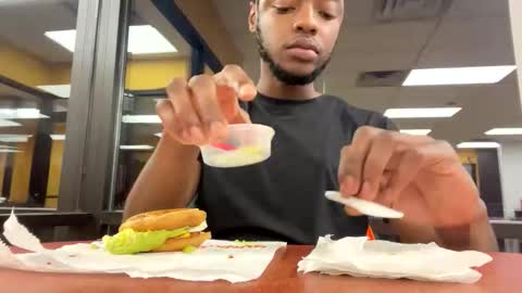 Snapshot of mindsense chatting on November 5, 2025, 10:32 pm mindsense online show from November 5, 2025, 10:32 pm