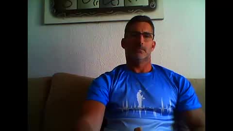 Snapshot of mindthestep chatting on May 4, 2026, 2:13 pm MIND online show from May 4, 2026, 2:13 pm