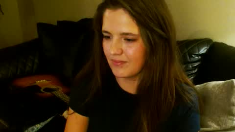 Mindy online show from February 5, 2026, 3:44 am