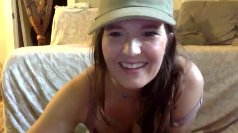 Mindy online show from May 4, 2026, 12:06 am