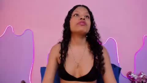 Snapshot of mingie_rouse chatting on July 29, 2026, 2:53 am Mingie online show from July 29, 2026, 2:53 am