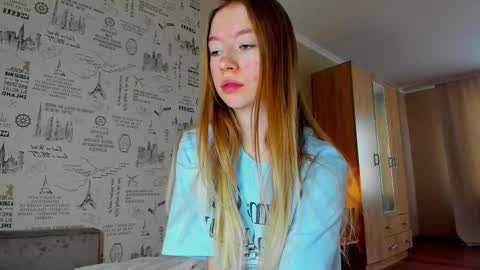 Snapshot of minidiva_ chatting on January 10, 2026, 11:01 am Amelia online show from January 10, 2026, 11:01 am