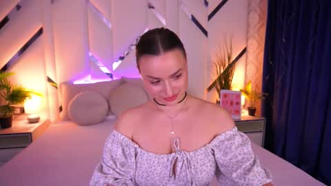 Snapshot of minifox_ chatting on February 15, 2026, 8:46 am minifox_ online show from February 15, 2026, 8:46 am