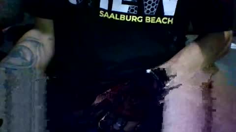 Snapshot of minimadmiguel0013 chatting on February 14, 2026, 2:19 am MIGUELEK13 online show from February 14, 2026, 2:19 am