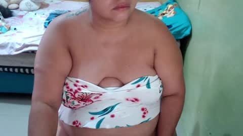 Snapshot of minnie_bbw69 chatting on May 8, 2026, 10:53 am Andrea online show from May 8, 2026, 10:53 am