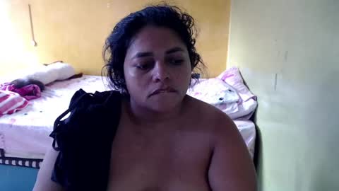 Snapshot of minnie_bbw69 chatting on June 15, 2026, 12:29 pm Andrea online show from June 15, 2026, 12:29 pm