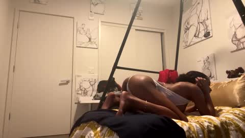 Snapshot of minniehunney chatting on January 14, 2025, 1:28 pm minniehunney online show from January 14, 2025, 1:28 pm