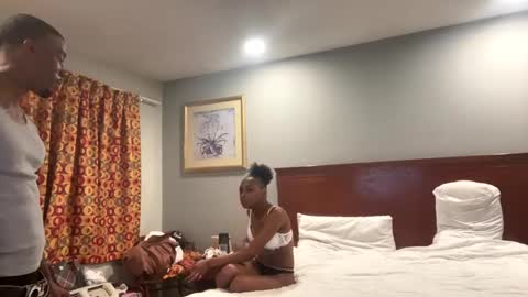 minniehunney online show from January 18, 2025, 11:21 am