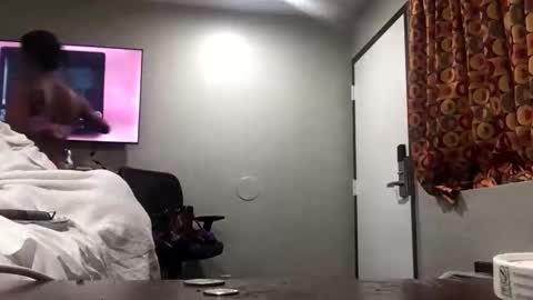 Snapshot of minniehunney chatting on November 21, 2025, 11:20 am minniehunney online show from November 21, 2025, 11:20 am