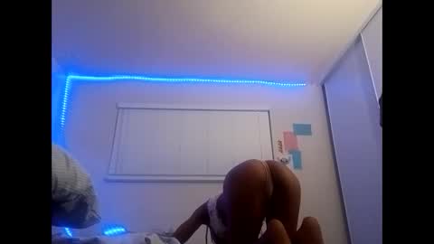 Snapshot of minniehunney chatting on May 26, 2026, 3:24 am minniehunney online show from May 26, 2026, 3:24 am