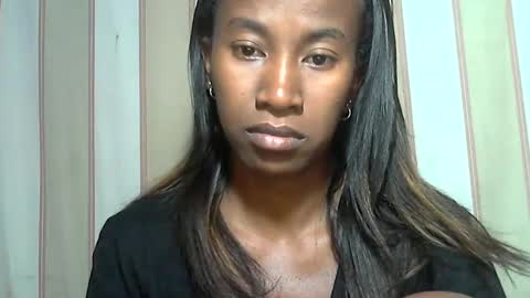 minouch211907 online show from March 9, 2025, 8:10 pm