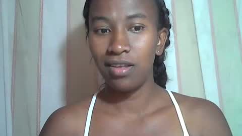 minouch211907 online show from October 21, 2025, 7:42 am