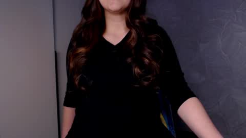 Snapshot of minty_dazee chatting on April 21, 2026, 2:23 pm Dasha online show from April 21, 2026, 2:23 pm