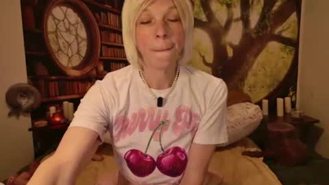 Snapshot of minxtessarae chatting on July 6, 2026, 1:57 am Tessa Rae online show from July 6, 2026, 1:57 am