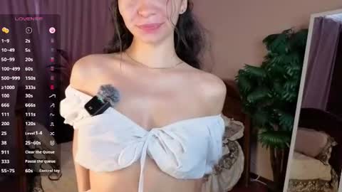 Snapshot of mioflare chatting on June 19, 2026, 3:00 am Mio online show from June 19, 2026, 3:00 am