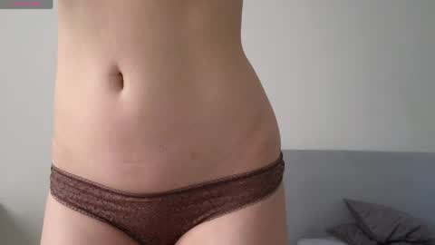 lia online show from May 4, 2026, 7:48 am