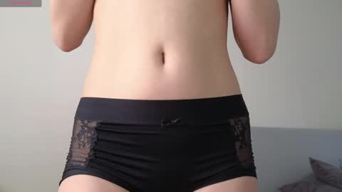 lia online show from May 15, 2026, 9:38 am