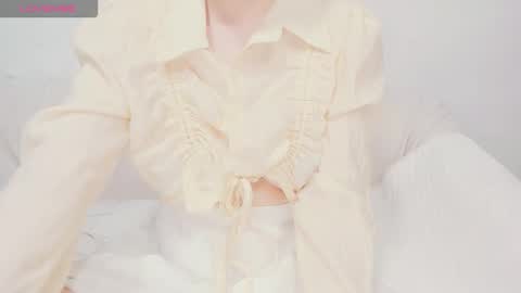 Snapshot of mira_05 chatting on November 30, 2025, 3:49 pm mira online show from November 30, 2025, 3:49 pm