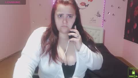mira_cle_ online show from May 1, 2026, 8:08 am