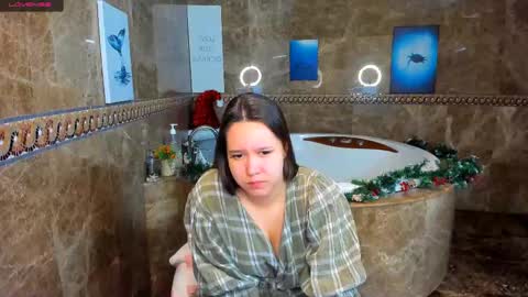 Snapshot of mira_karter chatting on January 12, 2025, 1:42 am Mira online show from January 12, 2025, 1:42 am