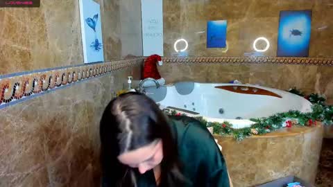 Snapshot of mira_karter chatting on January 12, 2025, 7:53 am Mira online show from January 12, 2025, 7:53 am