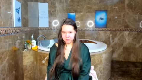 Snapshot of mira_karter chatting on February 12, 2025, 1:52 am Mira online show from February 12, 2025, 1:52 am