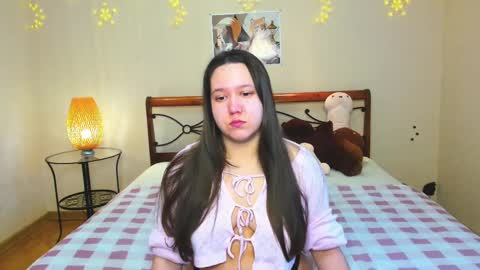 Snapshot of mira_karter chatting on March 4, 2025, 1:55 am Mira online show from March 4, 2025, 1:55 am