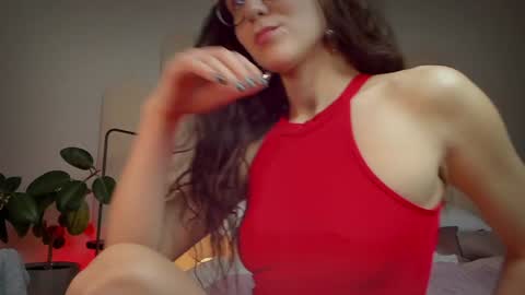 Mira online show from January 1, 2025, 5:44 pm