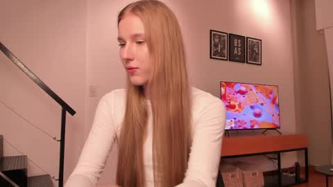 Mira online show from April 24, 2026, 2:36 am