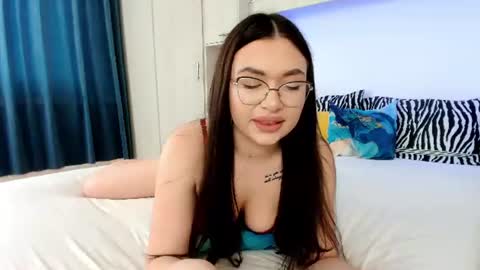 Snapshot of mira_marble chatting on July 23, 2026, 4:43 am mira marble online show from July 23, 2026, 4:43 am
