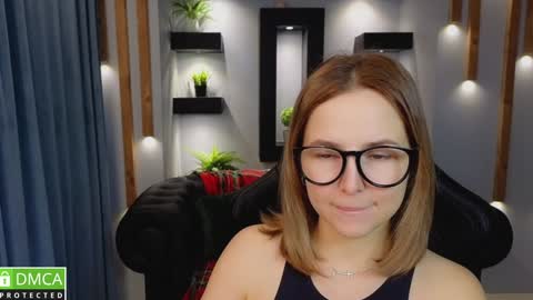 Snapshot of mira_mermayd chatting on December 28, 2024, 1:39 am Mira online show from December 28, 2024, 1:39 am