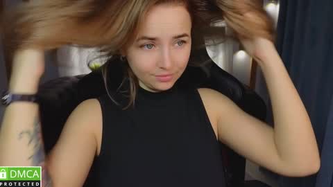 Snapshot of mira_mermayd chatting on January 5, 2025, 1:13 am Mira online show from January 5, 2025, 1:13 am