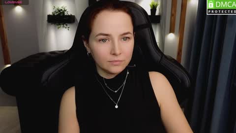 Snapshot of mira_mermayd chatting on January 31, 2025, 11:35 am Mira online show from January 31, 2025, 11:35 am