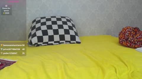 mira_one_ online show from February 13, 2025, 3:24 pm