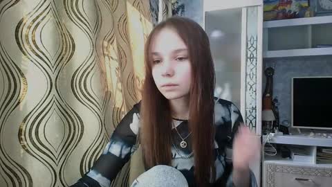 Snapshot of mira_princess chatting on April 24, 2026, 9:23 am MIRAcle online show from April 24, 2026, 9:23 am