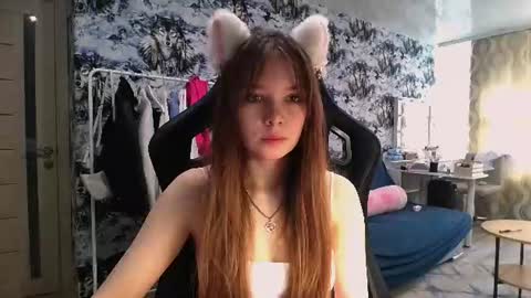 Snapshot of mira_princess chatting on July 23, 2026, 10:13 am MIRAcle online show from July 23, 2026, 10:13 am