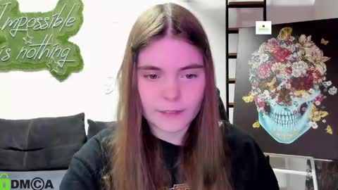 miraa_bloom online show from April 30, 2026, 4:46 pm