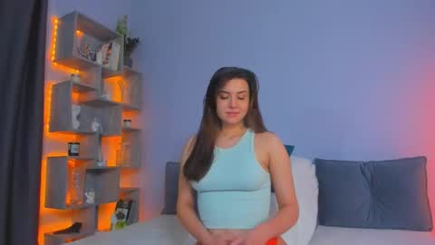 Snapshot of mirabrunette chatting on June 7, 2026, 2:05 am Mira follow my fansly online show from June 7, 2026, 2:05 am