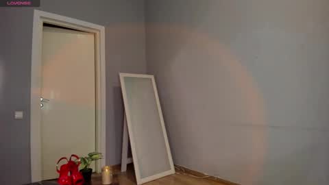 Meera online show from March 10, 2025, 4:14 pm