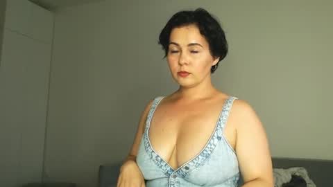 Snapshot of miradiaz chatting on July 11, 2026, 10:18 am Meera online show from July 11, 2026, 10:18 am